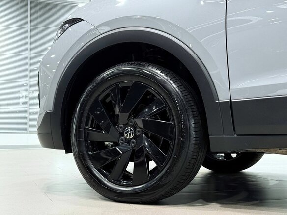 2026 Volkswagen Tharu XR 300 TSI, серый, 3120000 рублей - вид 3