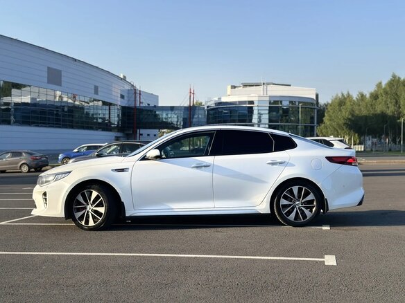2017 Kia Optima IV, белый - вид 11
