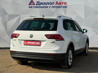 2017 Volkswagen Tiguan II, белый, 1850000 рублей, вид 5