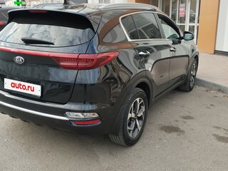 2018 Kia Sportage IV Рестайлинг, чёрный, 2250000 рублей, вид 2