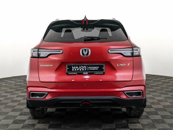 2024 Changan CS55 Plus II Рестайлинг, красный, 1925000 рублей - вид 5