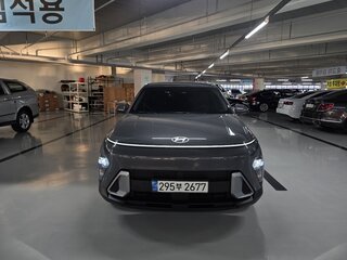 2023 Hyundai Kona II (SX2), серый, 2087000 рублей, вид 2