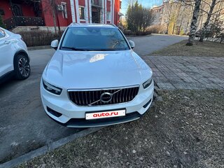 2021 Volvo XC40 I, белый, 3890000 рублей, вид 1