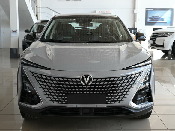 2025 Changan UNI-T I, серый, 3459900 рублей - вид 5