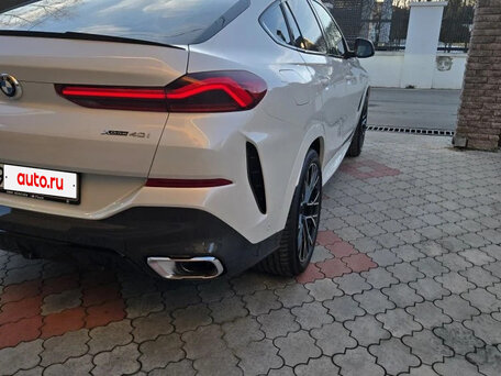 2024 BMW X6 40i III (G06) Рестайлинг, белый, 13000000 рублей, вид 4