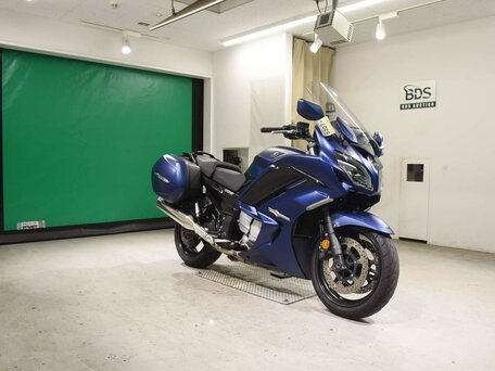 2019 Yamaha FJR1300, синий, 977000 рублей, вид 3