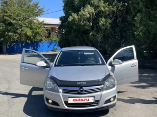 2011 Opel Astra H Рестайлинг, серебристый, 570000 рублей, вид 1