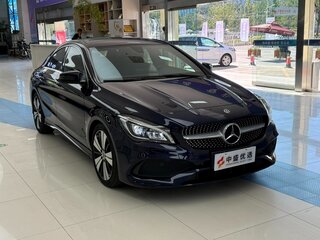 2019 Mercedes-Benz CLA 200 I (C117, X117) Рестайлинг, чёрный, 1510000 рублей, вид 3