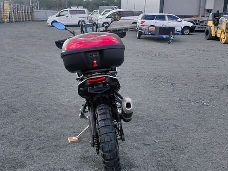 2023 Yamaha Tenere 700, белый, 1210000 рублей, вид 4