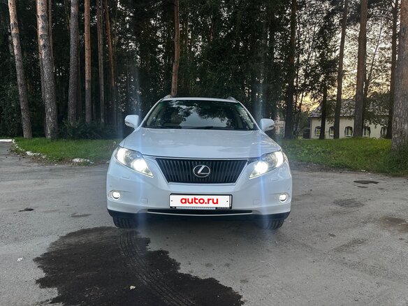 2010 Lexus RX 350 III, белый, 2120000 рублей - вид 1