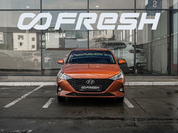 2021 Hyundai Solaris II Рестайлинг, оранжевый, 1445000 рублей - вид 2
