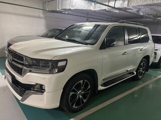 2020 Toyota Land Cruiser 200 Series Рестайлинг 2, белый, 8500000 рублей, вид 1