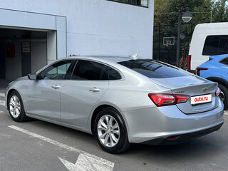 2020 Chevrolet Malibu IX Рестайлинг, серый, 1630000 рублей, вид 5