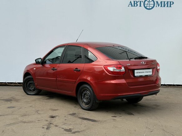 2017 Lada (ВАЗ) Granta I, красный, 315000 рублей - вид 6