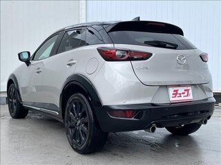 2023 Mazda CX-3 I Рестайлинг, бежевый, 1500000 рублей, вид 4