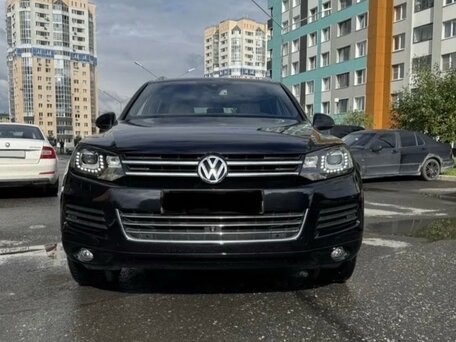 2011 Volkswagen Touareg II, чёрный, 2750000 рублей, вид 5