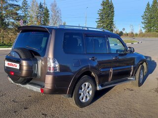 2010 Mitsubishi Pajero IV, коричневый, 1900000 рублей, вид 2