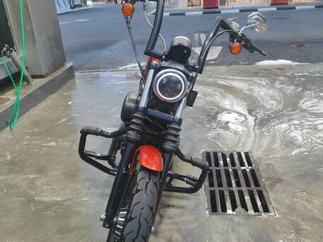 2013 Harley-Davidson Sportster 883, красный, 800000 рублей, вид 4