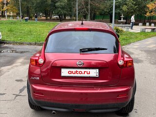 2014 Nissan Juke I, красный, 900000 рублей, вид 2