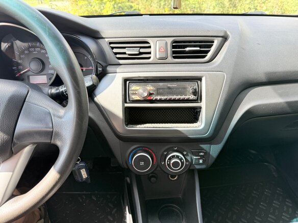 2013 Kia Rio III, серый, 790000 рублей - вид 8