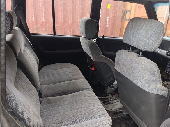 1992 Suzuki Escudo I, красный, 350000 рублей - вид 8