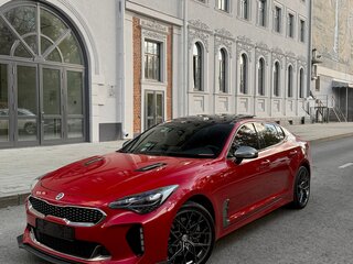 2019 Kia Stinger I, красный, 3050000 рублей, вид 2
