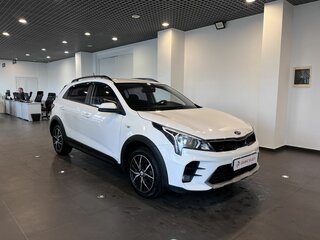 2021 Kia Rio X IV Рестайлинг, белый, 1999000 рублей, вид 1