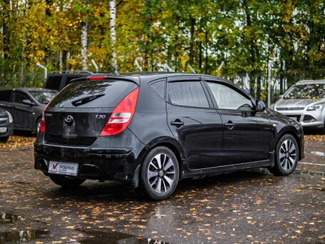 2011 Hyundai i30 I Рестайлинг, чёрный, 430000 рублей, вид 2