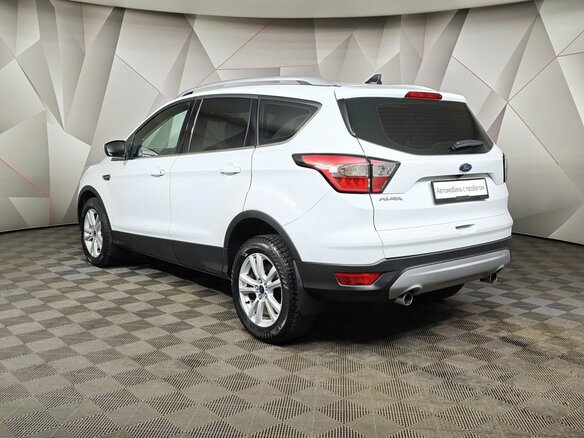 2017 Ford Kuga II Рестайлинг, белый, 1993000 рублей - вид 3