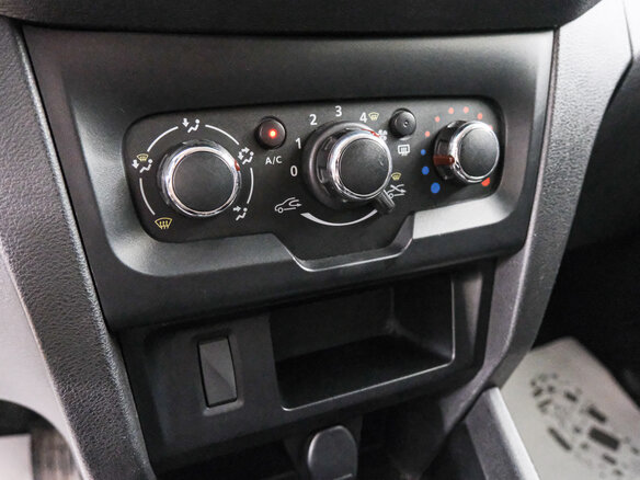 2016 Lada (ВАЗ) XRAY I, серебристый, 659000 рублей - вид 15