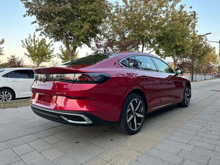 2023 Volkswagen Lamando L II, красный, 1750000 рублей, вид 4
