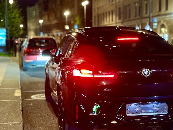 2022 BMW X4 M40i II (G02) Рестайлинг, чёрный, 7950000 рублей - вид 27