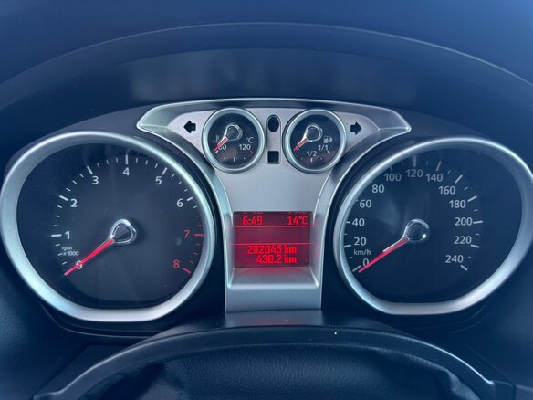 2008 Ford Focus II Рестайлинг, белый, 435000 рублей - вид 14