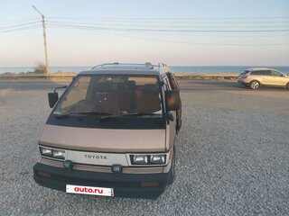1985 Toyota MasterAce Surf, бежевый, 199999 рублей, вид 1