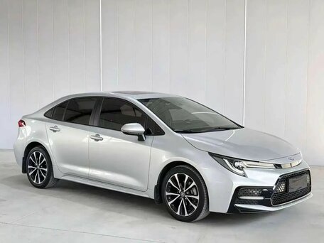 2023 Toyota Levin XII (E210) Рестайлинг, серебристый, 1610000 рублей, вид 4