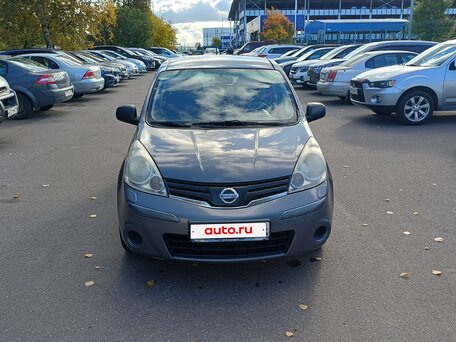 2010 Nissan Note I Рестайлинг, серый, 690000 рублей, вид 1