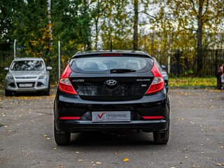 2014 Hyundai Solaris I Рестайлинг, чёрный, 970000 рублей, вид 4