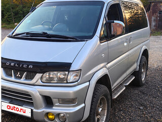 2005 Mitsubishi Delica IV, серый, 1890000 рублей, вид 1
