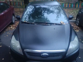 2010 Ford Focus II Рестайлинг, серый, 335000 рублей, вид 3