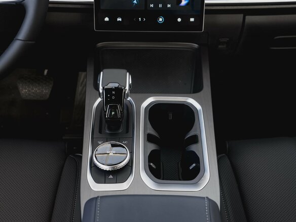 2026 Jaecoo J7 I Рестайлинг, чёрный, 3349000 рублей - вид 15