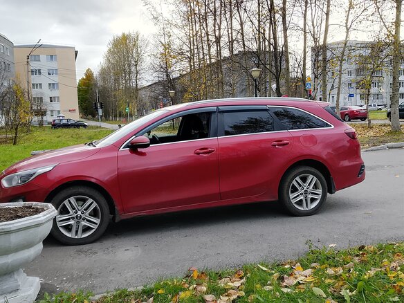 2019 Kia Ceed III, красный, 1500000 рублей - вид 1