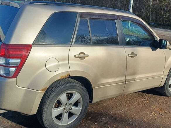 2010 Suzuki Grand Vitara II Рестайлинг, бежевый, 650000 рублей - вид 4