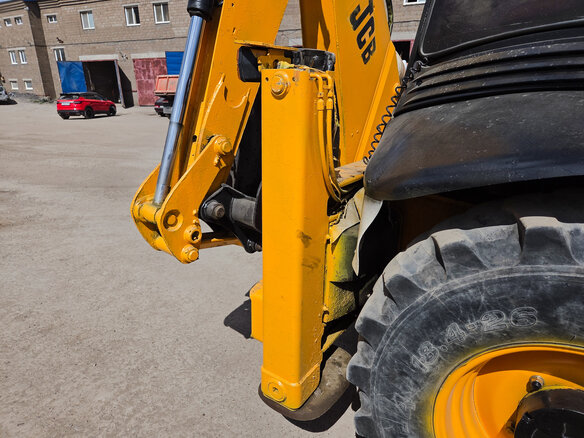 2010 JCB 3CX, жёлтый, 3250000 рублей - вид 11