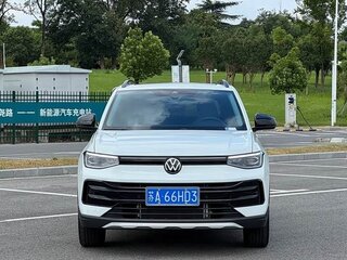 2026 Volkswagen Tharu XR, белый, 1799999 рублей, вид 2
