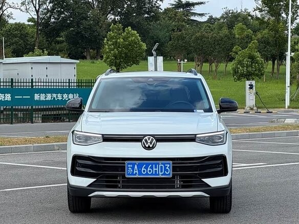 2026 Volkswagen Tharu XR, белый, 1799999 рублей - вид 1