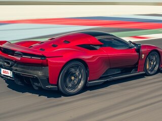 2026 Ferrari F80, красный, 830000000 рублей, вид 4