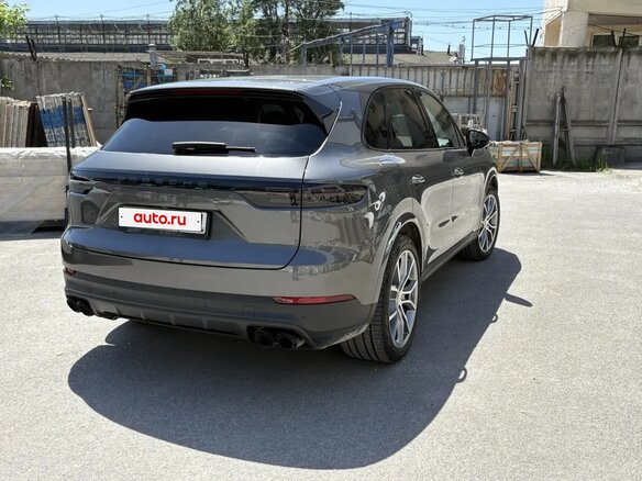 2021 Porsche Cayenne III, серый, 6900000 рублей - вид 4