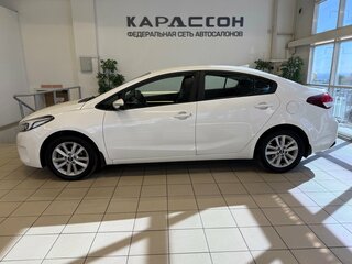 2018 Kia Cerato III Рестайлинг (Classic), белый, 1550000 рублей, вид 5