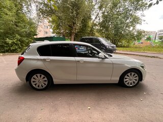 2013 BMW 1 серии 116i II (F20/F21), белый, 1100000 рублей, вид 2