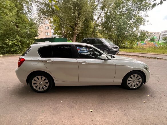 2013 BMW 1 серии 116i II (F20/F21), белый, 1100000 рублей - вид 1